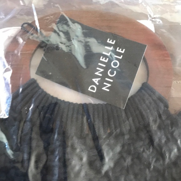 NWT Danielle Nicole Macrame Black handbag - Picture 4 of 5